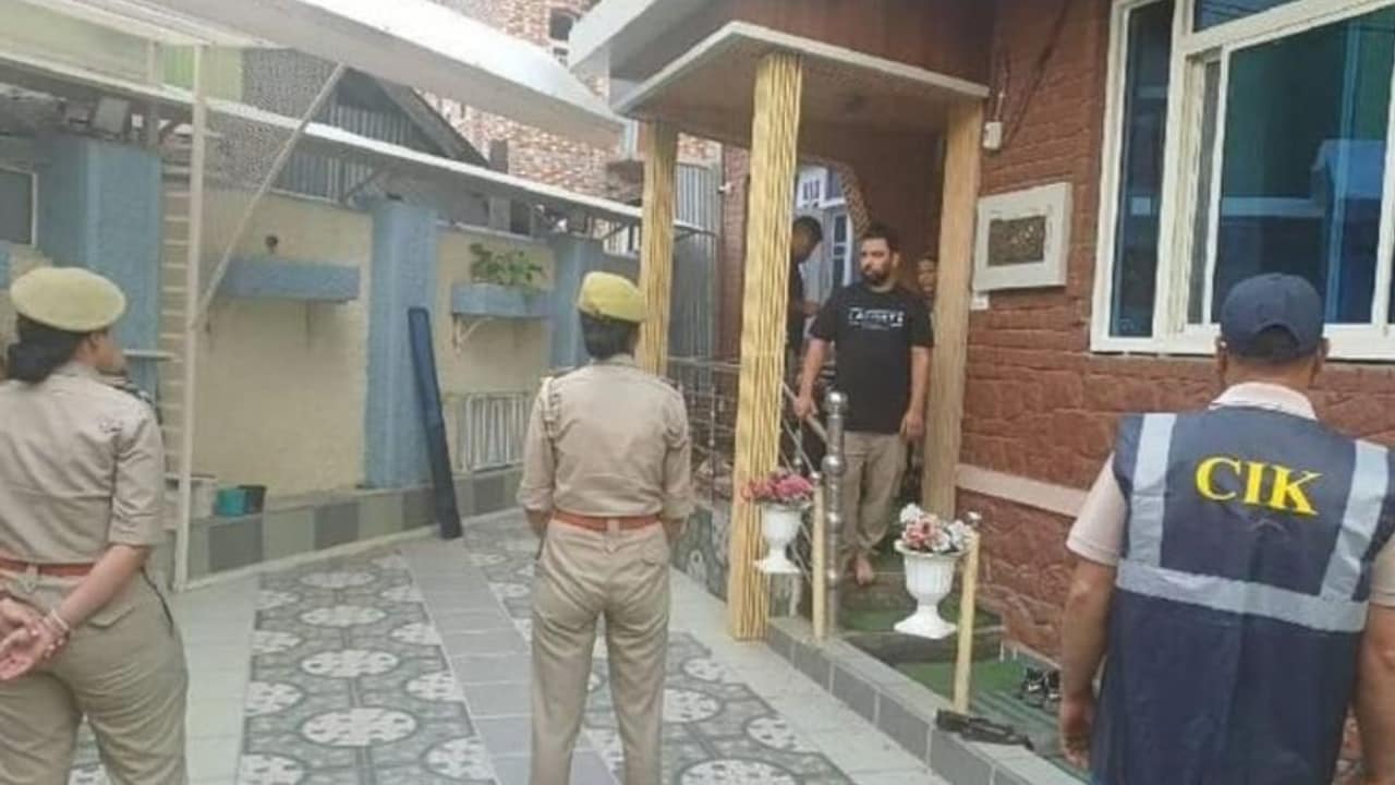 टेरर फंडिंग मामले में कश्मीर के 3 जिलों में छापेमारी, डिजिटल डिवाइस जब्त