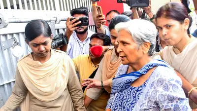 त्विशा की सास गिरिबाला सिंह के घर में चोरों ने सेंध लगाई; उसके परिवार को अपराध स्थल से छेड़छाड़ की आशंका है