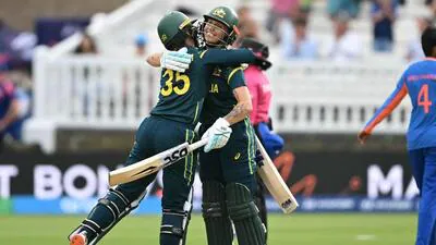Australia s Georgia Wareham L and Ashleigh Gardn 1782668969947