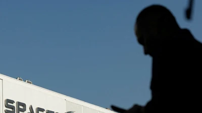 SPACEX MOBILE USA 0 1782491354689 1782491363451 bd0e3055 5569 4a33 9cc5 5922b00dce32