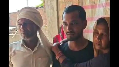 Shivam reunited with his parents HT Photo 1782832103621