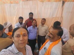 आवास विकास परिषद मुख्यालय में विशाल भंडारे का आयोजन, आवास आयुक्त डॉ. बलकार सिंह ने की पूजा-अर्चना 4 WhatsApp Image 2026 06 23 at 7.35.03 PM