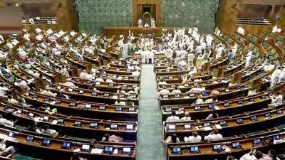 मानसून सत्र के पहले दिन सरकार, विपक्ष आमने-सामने: मुख्य बातें | भारत समाचार 4 132513807
