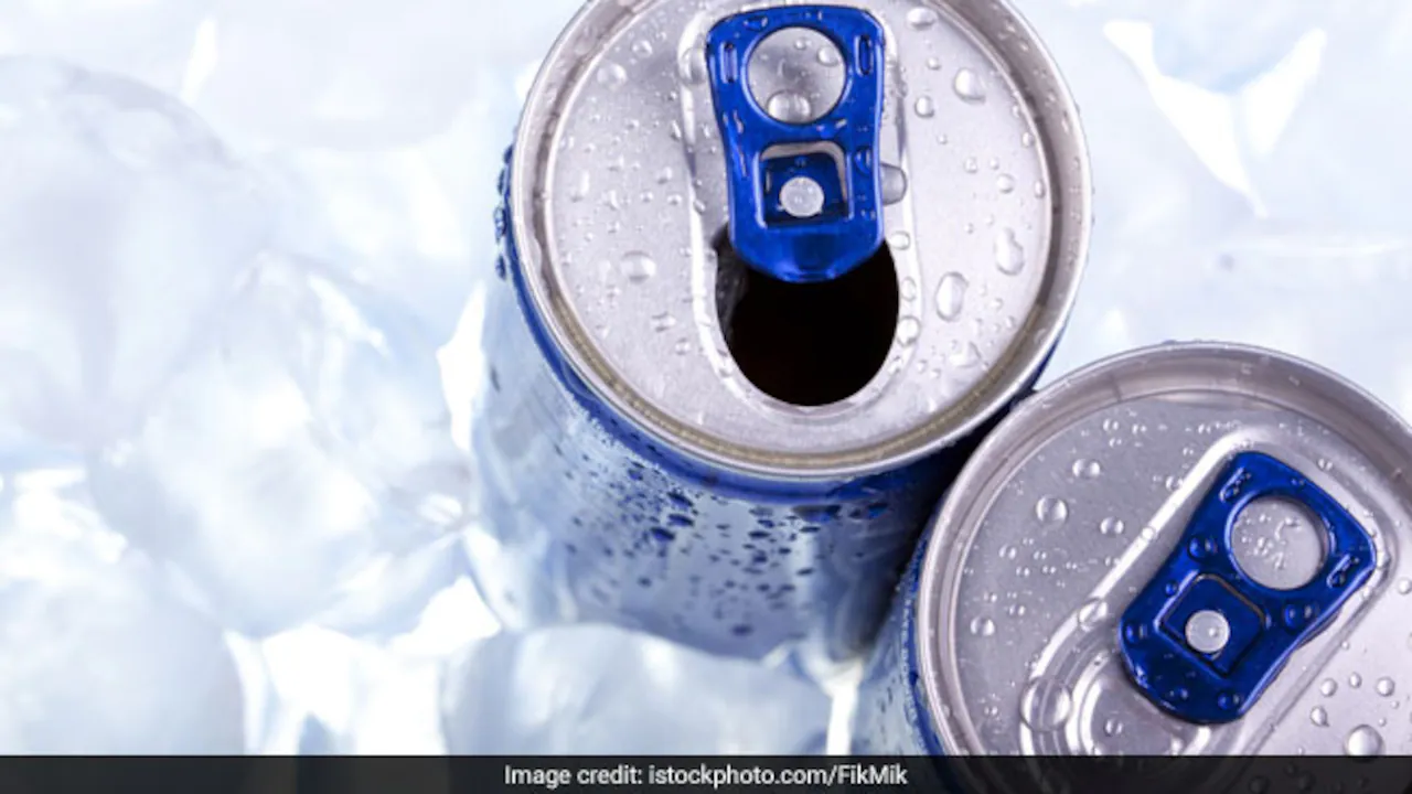 महाराष्ट्र ने स्कूलों के 500 मीटर के दायरे में एनर्जी ड्रिंक की बिक्री पर प्रतिबंध लगाया