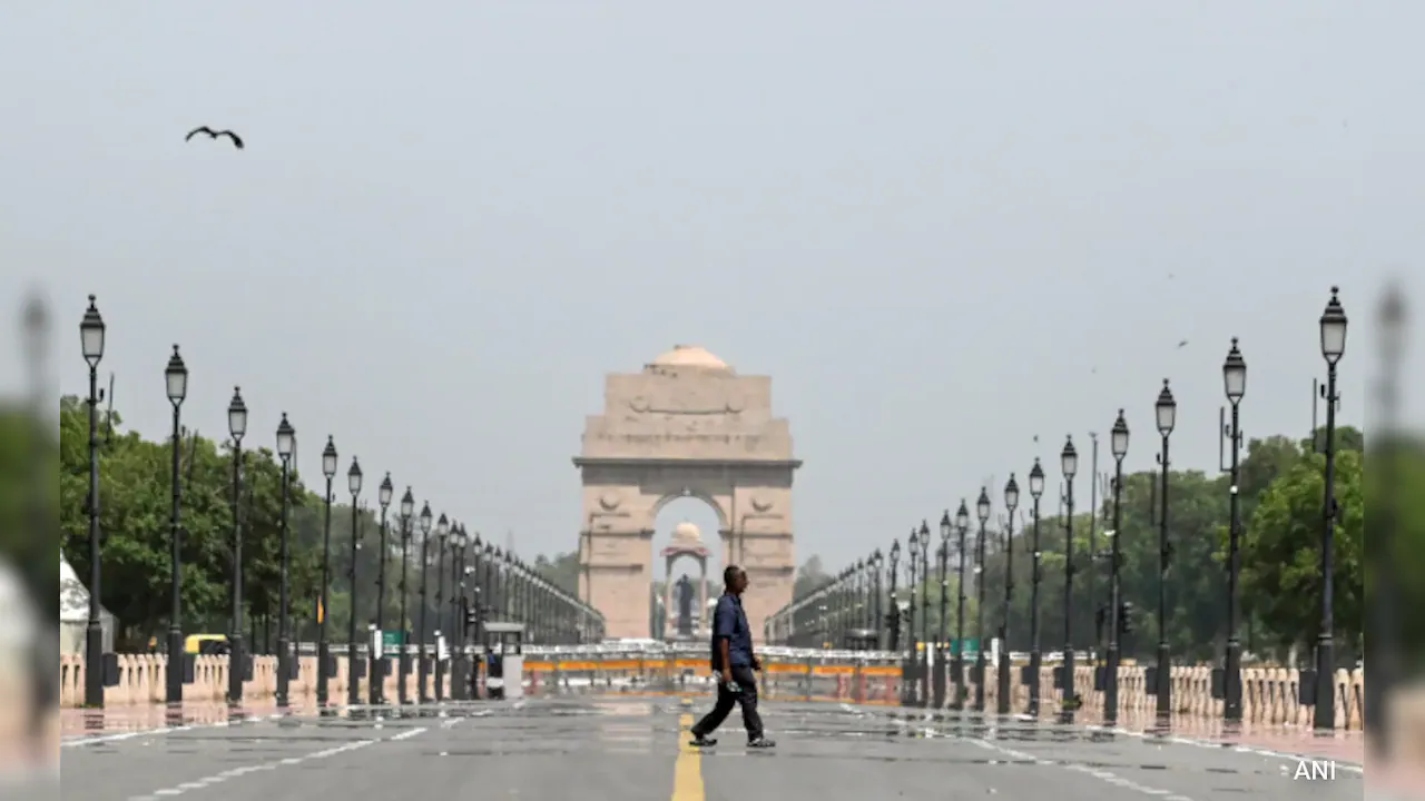 दिल्ली में 38.6 डिग्री सेल्सियस के साथ दो साल में जुलाई का सबसे गर्म दिन रिकॉर्ड किया गया