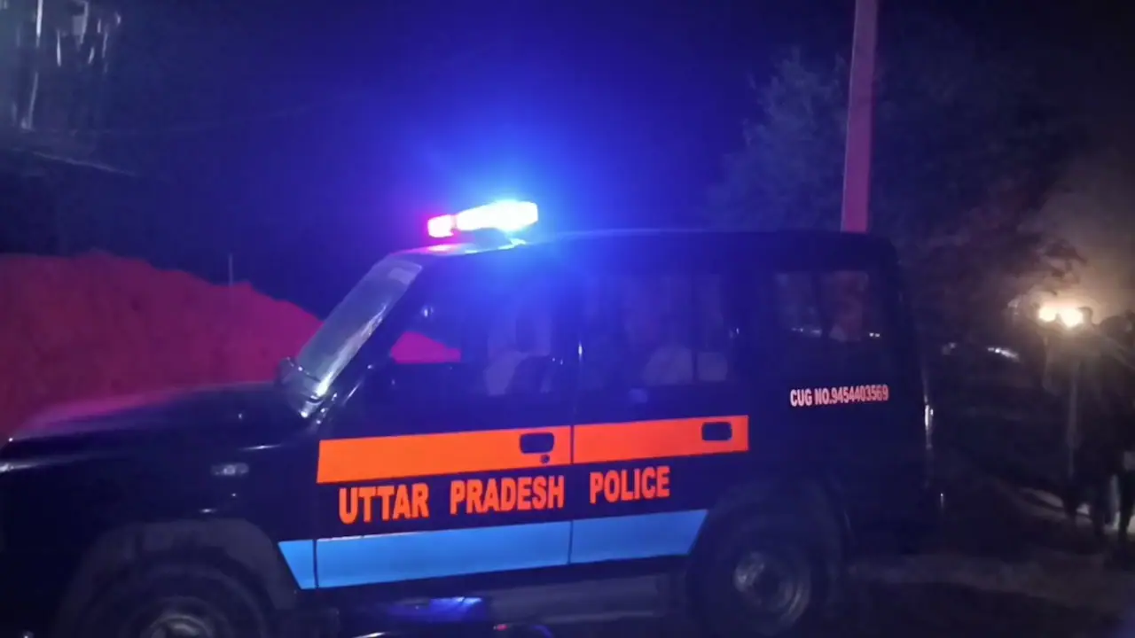 यूपी के एक व्यक्ति ने बातचीत के दौरान अपने विवाहित प्रेमी की हत्या कर दी, शरीर के टुकड़े कर दिए और उसके कुछ हिस्सों को पूरे यूपी में फेंक दिया