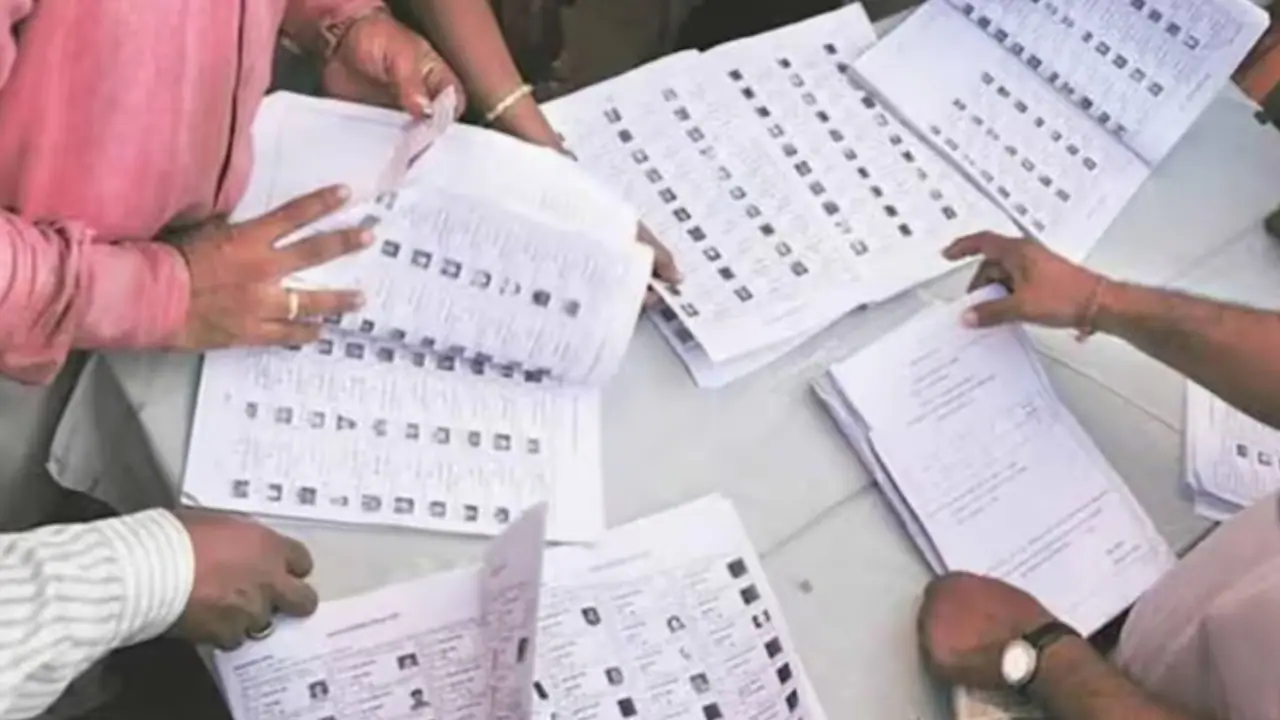 चुनाव आयोग ने बिहार में नए मतदाताओं के लिए माता-पिता का एसआईआर विवरण अनिवार्य किया है