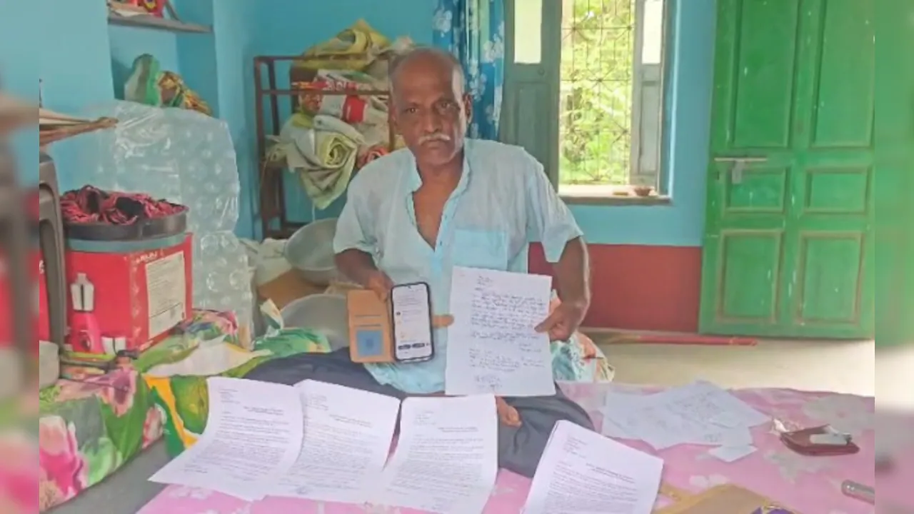 फोन गुम होने के बाद, राष्ट्रीय पुरस्कार विजेता पश्चिम बंगाल के किसान शैलेन चांडी ने साइबर धोखाधड़ी में 83,000 रुपये खो दिए