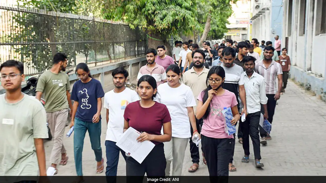 डीयू प्रवेश 2026: दिल्ली विश्वविद्यालय ने सीयूईटी के बिना प्रवेश शुरू किया; घर से एमबीए, बीएससी करें