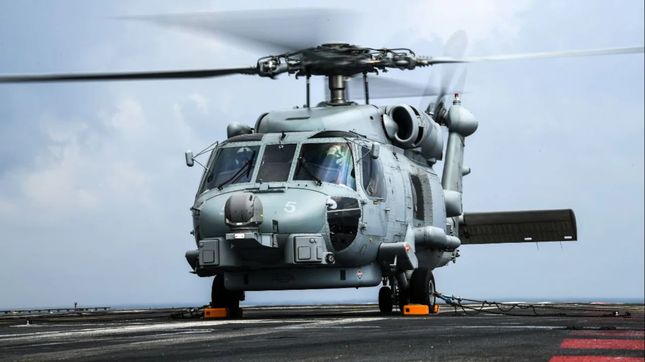 एक और MH-60R सीहॉक हेलीकॉप्टर नौसेना को सौंपा गया: अमेरिकी दूतावास 3 एक और MH-60R सीहॉक हेलीकॉप्टर नौसेना को सौंपा गया: अमेरिकी दूतावास