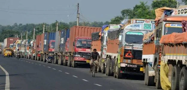 पुराने वाणिज्यिक वाहन को स्क्रैप करके दिल्ली में 10 साल की टैक्स छूट प्राप्त करें
