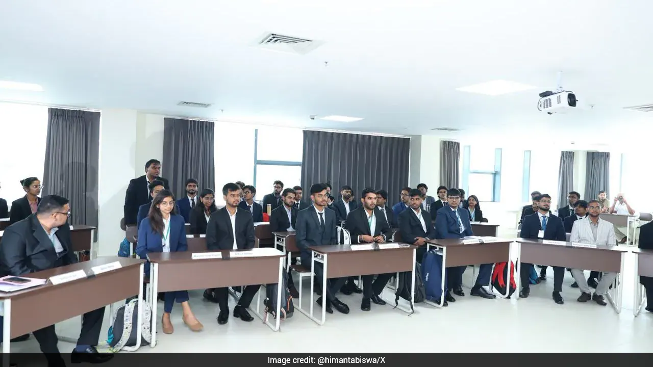 आईआईएम गुवाहाटी ने पहला एमबीए बैच लॉन्च किया; उद्घाटन दल में 18 राज्यों से 52 छात्र हैं