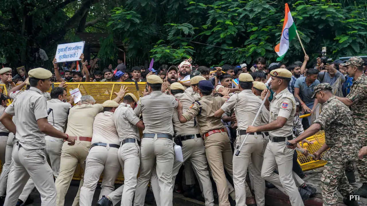"जिम्मेदारी तय किए बिना जांच निरर्थक": सीजेपी मार्च हिंसा पर सुप्रीम कोर्ट 1 "जिम्मेदारी तय किए बिना जांच निरर्थक": सीजेपी मार्च हिंसा पर सुप्रीम कोर्ट