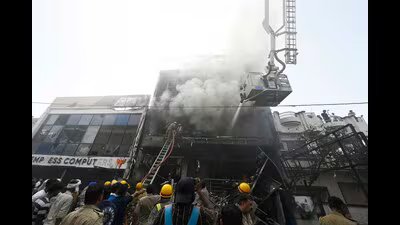 A massive fire gutted a three floor commercial bui 1784739619565