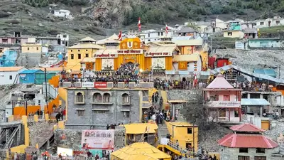 A view of the decorated Badrinath Temple on the da 1783559283322 1783559314408 9f012146 8bf8 40f1 84
