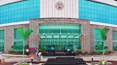 Around 22 EdTech companies that signed the MoU wit 1735897317135 1783079282056 478e9fea 72b3 4bb7 a5