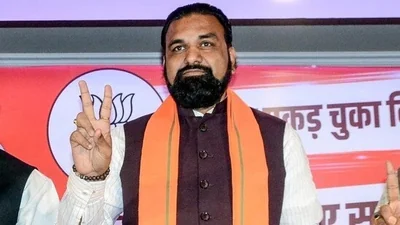 बिहार के मुख्यमंत्री ने स्कूलों के लिए लाइव कक्षाएं, मुफ्त ऑनलाइन जेईई-एनईईटी कोचिंग शुरू की 4 Bihar chief minister Samrat Choudhary HT Photo 1782237941563 1784264614378 1deaf210 8034 4f7d 882
