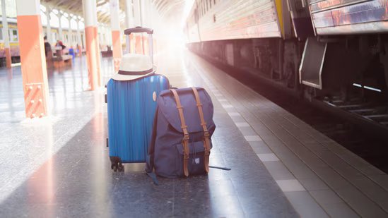 Hard vs soft luggage options 1785003865616 1785003872405 3cf6a605 7f0f 4bc1 86b5 4aa8914d59ff