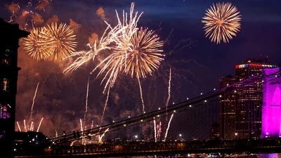 US CELEBRATION TRADITION INDEPENDENCE FIREWORKS 23 1783236145803 1783236161446 77c7b187 4304 4f78 b9