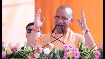 इटावा, मैनपुरी के लोगों के लिए अब कोई पहचान संकट नहीं: यूपी सीएम योगी 2 Uttar Pradesh chief minister Yogi Adityanath speak 1785081620772