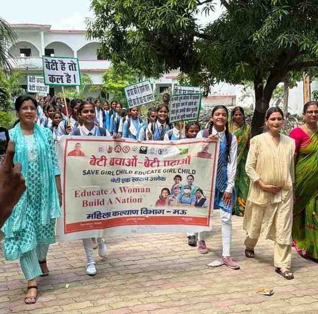 बेटी बचाओ का संदेश लेकर निकली रैली, बेटियों के नाम लगाए गए पौधे, मिशन शक्ति के रंग में रंगा रानीपुर
