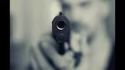 शिरोमणि अकाली दल: शिरोमणि अकाली दल प्रमुख सुखबीर बादल के करीबी सहयोगी दलवीर सिंह काला को पंजाब में बाइक सवार हमलावर ने गोली मार दी, अस्पताल में भर्ती | भारत समाचार