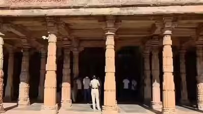 sc to hear muslim sides plea over alternate namaz site seeks response of mp