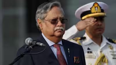 मानवता के खिलाफ अपराध: बांग्लादेश के पूर्व राष्ट्रपति के खिलाफ 'मानवता के खिलाफ अपराध' की शिकायतें दर्ज की गईं 2 मानवता के खिलाफ अपराध: बांग्लादेश के पूर्व राष्ट्रपति के खिलाफ 'मानवता के खिलाफ अपराध' की शिकायतें दर्ज की गईं