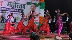 तिरंगे के रंग में रंगा नगर पालिका हॉल, देशभक्ति गीतों से गूंजा माहौल, हर घर तिरंगा अभियान में बच्चों ने जमाया रंग, 2 WhatsApp Image 2026 08 13 at 8.40.05 AM 1