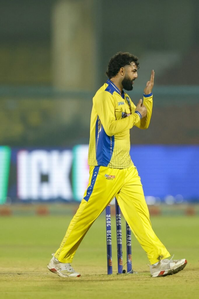 शिवा सिंह की Hat-Trick से नोएडा किंग्स को मिला प्लेऑफ का टिकट, मेरठ मावेरिक्स को पांच विकेट से हराया 3 WhatsApp Image 2026 08 31 at 1.13.49 AM