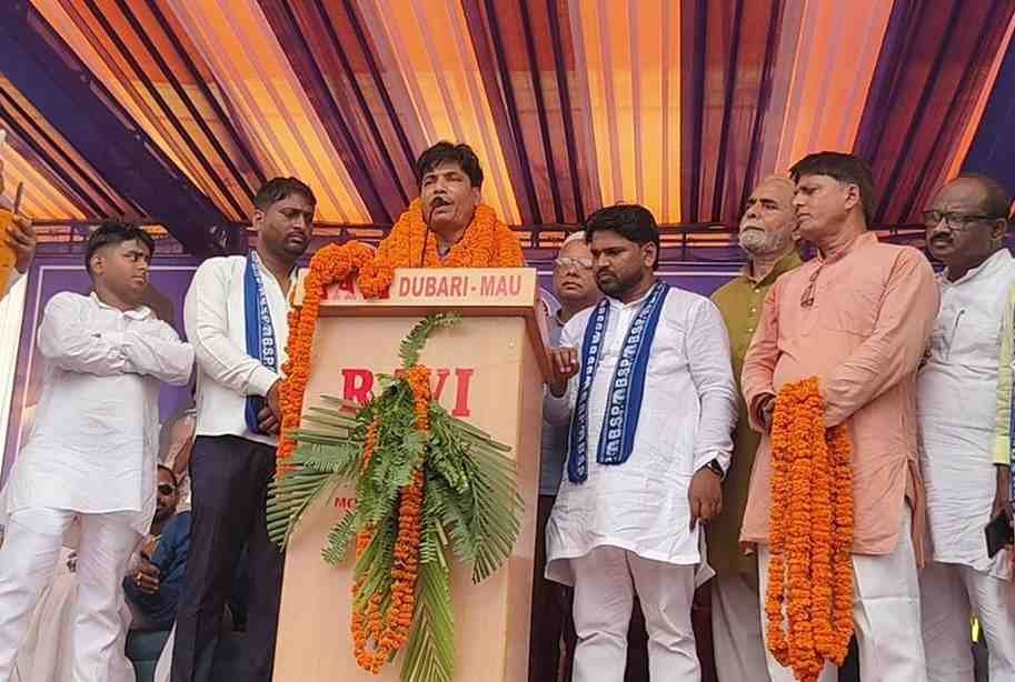 मधुबन में बदली सियासी हवा, भरत भैया ने भाजपा छोड़ी, बसपा का थामा हाथ टिकट की उपेक्षा का लगाया आरोप, समर्थकों संग बसपा में शामिल; मधुबन से प्रभारी प्रत्याशी घोषित 1 WhatsAppImage2026 08 10at9.25.55AM