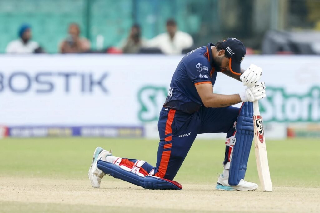 करन शर्मा और उपेंद्र यादव के अर्धशतक, कार्तिक-ऋषभ की घातक गेंदबाजी; काशी रुद्रास ने मेरठ मावेरिक्स को 56 रन से हराया 3 WhatsApp Image 2026 09 01 at 8.21.10 PM